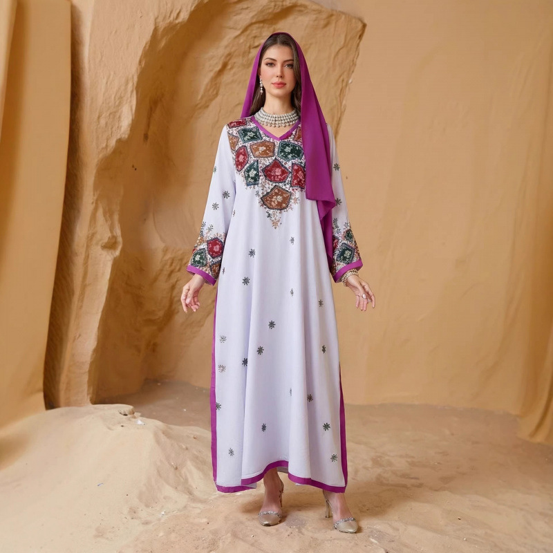 Winter Clothing Dubai - Nouvelle Robe Longue Brodé pour Femme,