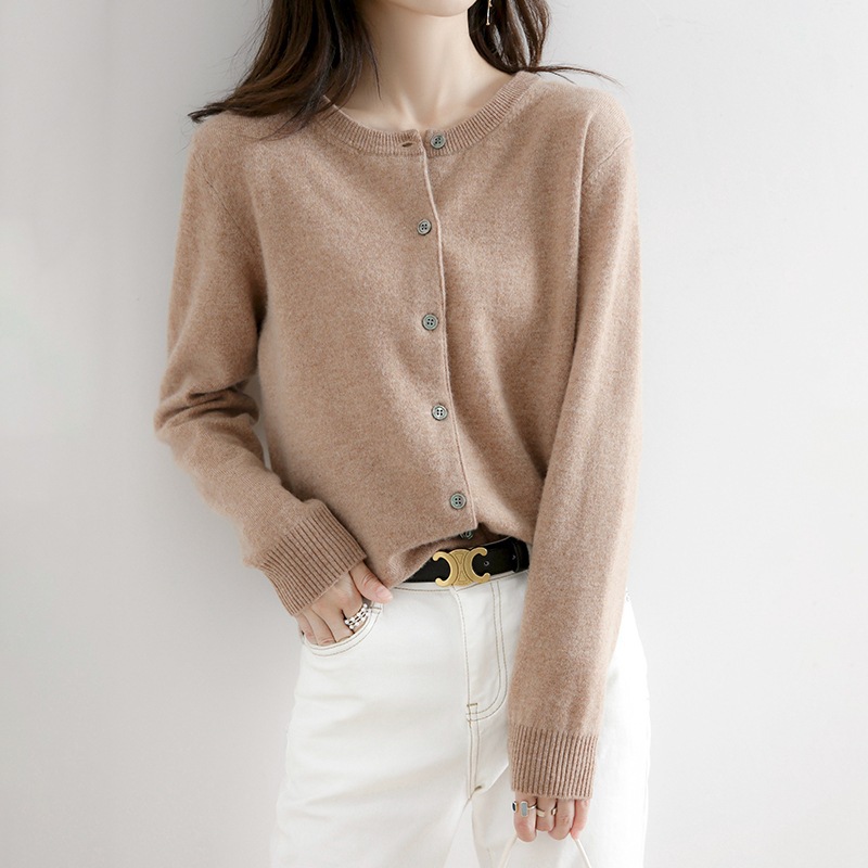 Nouveau cardigan en tricot bou - Winter Clothing Colors 2026 avis et prix